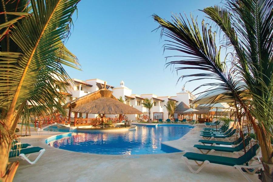 Hidden Beach Au Naturel (adults Only)